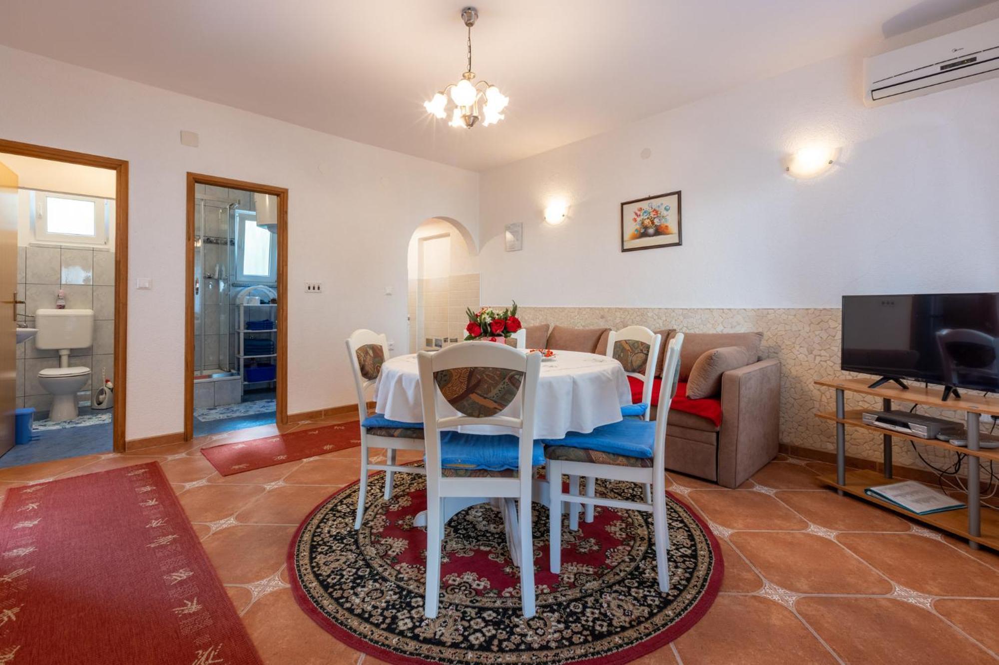 Stipancic Apartment Malinska Ngoại thất bức ảnh